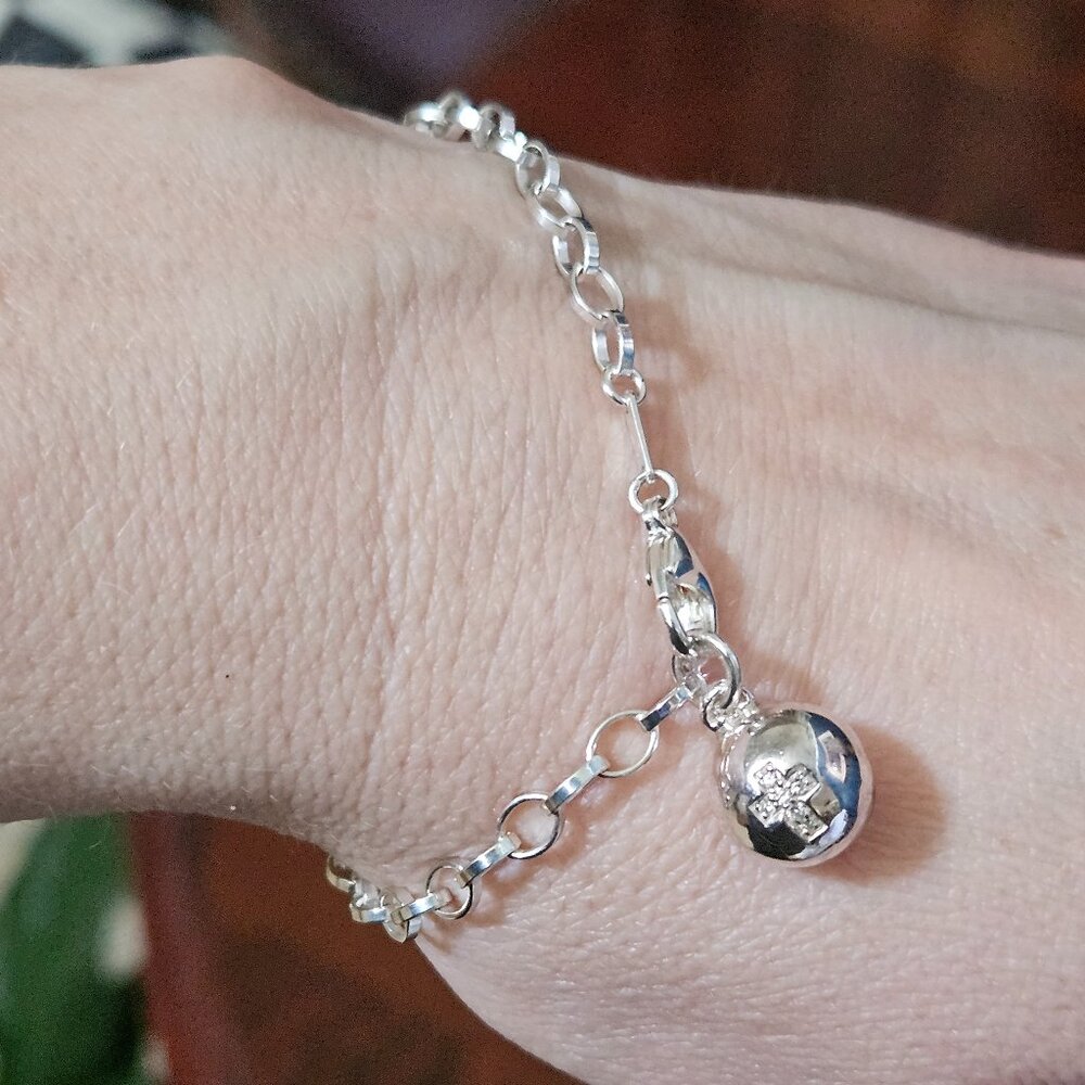 RARE MODERN MONICA RICH KOSANN CROSS SAPPHIRE 925 SILVER CHARM PENDANT BRACELET